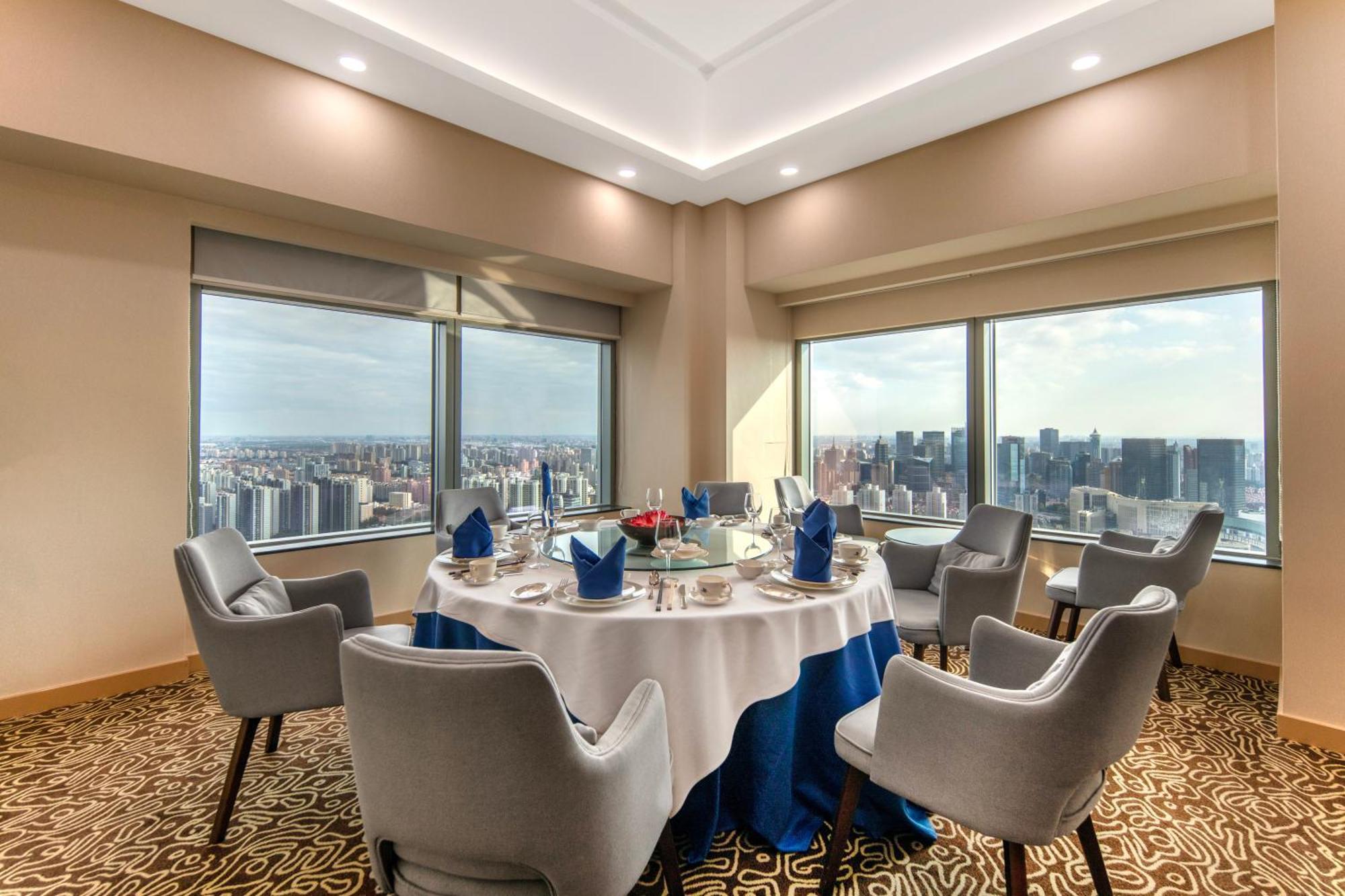 Novotel Atlantis Shanghai - Breakfast In The Clouds With River View In The Revolving Restaurant מראה חיצוני תמונה